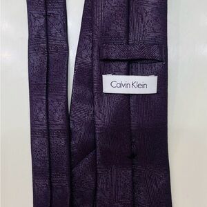 Calvin Klein Deep Purple Men's Tie